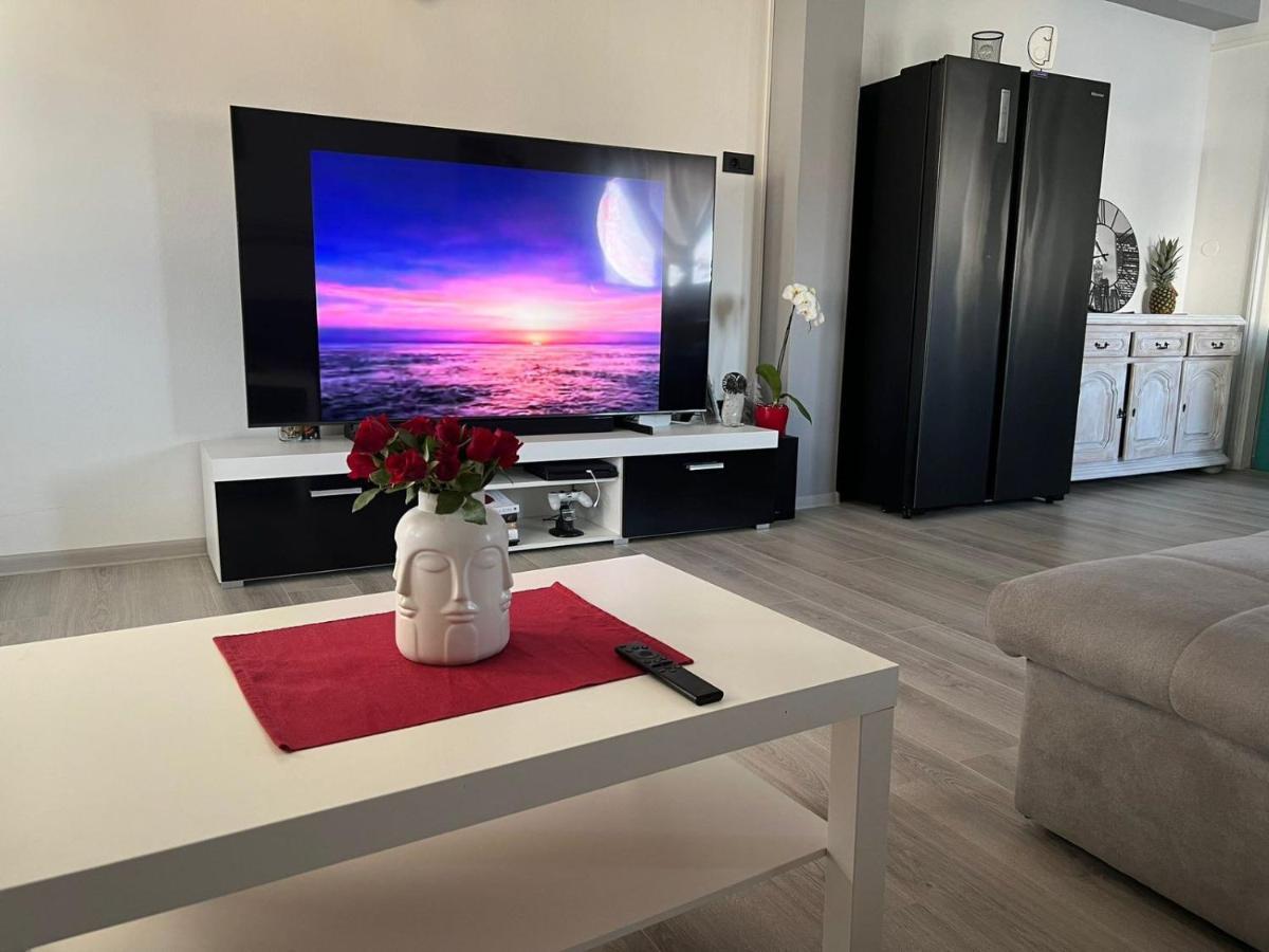 Apartments Slavica R Banjol Exterior photo